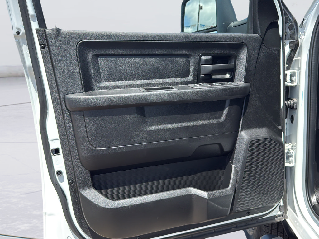New 2026 RAM 3500 Tradesman AWD/4WD image 18
