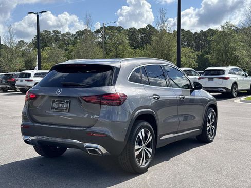Used 2026 Mercedes-Benz GLA 250 w/ Exclusive Package image 3