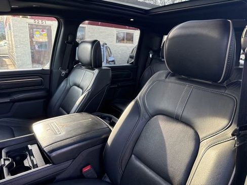 Used 2019 RAM 1500 Limited AWD/4WD image 7