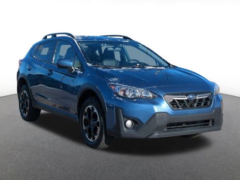 Used 2022 Subaru Crosstrek 2.0i Premium w/ Moonroof Package image 8