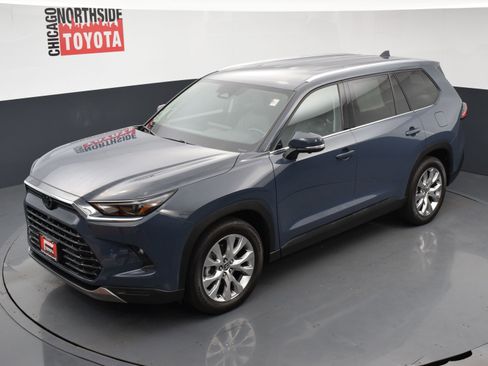 Used 2025 Toyota Grand Highlander AWD Hybrid image 33