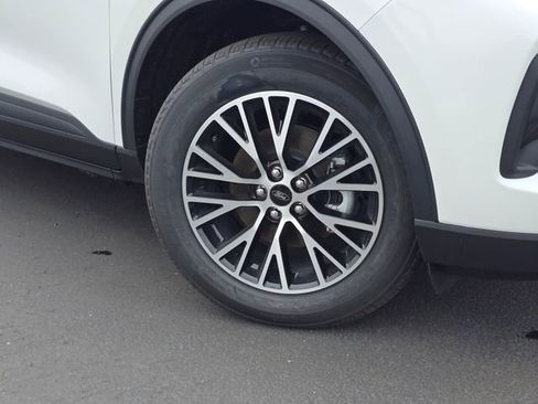 New 2025 Ford Escape Base w/ Class II Trailer Tow Package image 2