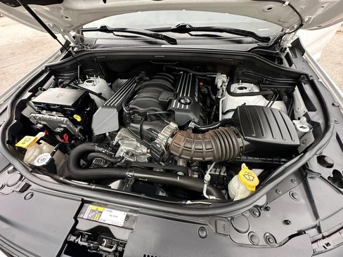 Used 2018 Jeep Grand Cherokee SRT AWD/4WD image 29