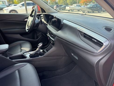 Used 2024 Buick Encore GX Sport Touring w/ Comfort Package image 31