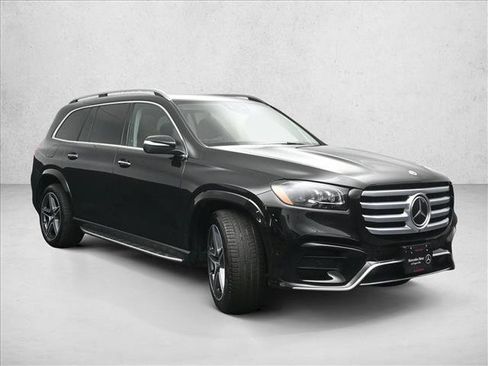 Certified 2026 Mercedes-Benz GLS 450 4MATIC image 4