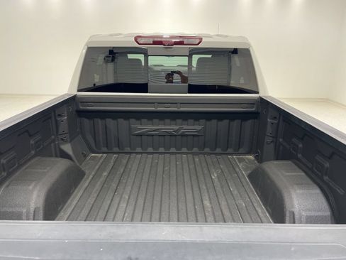 Used 2024 Chevrolet Silverado 1500 ZR2 w/ Technology Package AWD/4WD image 24