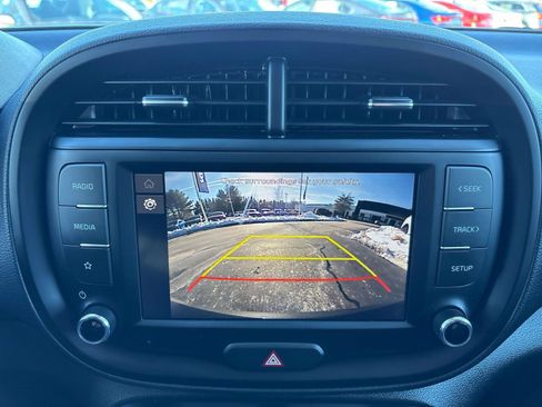 Used 2025 Kia Soul LX image 20