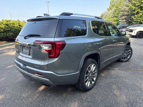 Used 2023 GMC Acadia Denali w/ Denali Ultimate Package AWD/4WD image 3