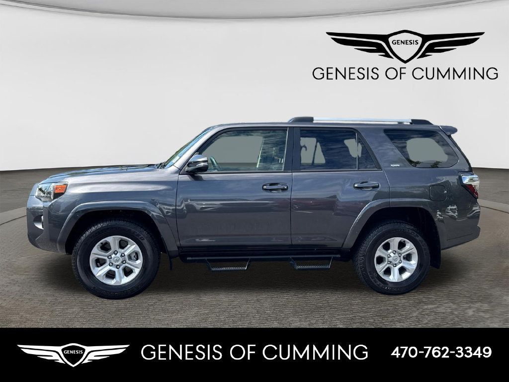 Used 2023 Toyota 4Runner SR5 Premium w/ Moonroof Package RWD image 4