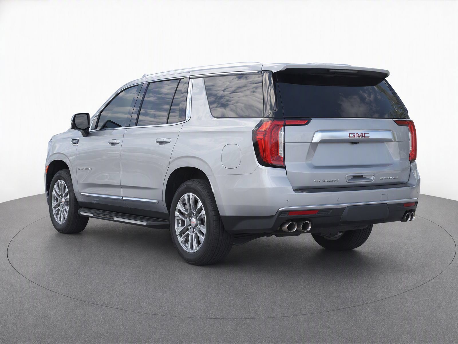Used 2023 GMC Yukon XL Denali RWD image 3