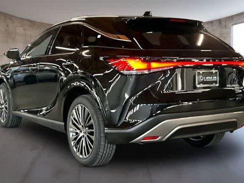 New 2026 Lexus RX 450h AWD w/ Convenience Package image 3