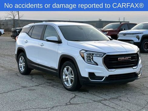 Used 2023 GMC Terrain SLE image 8