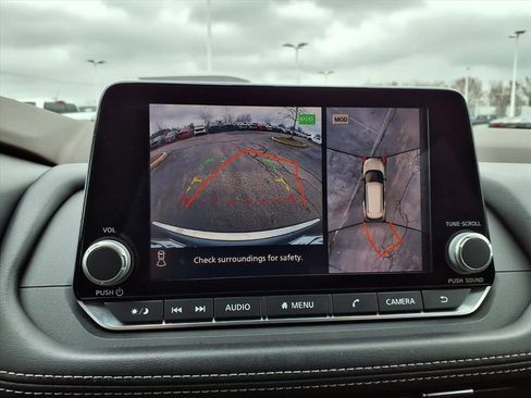 Used 2021 Nissan Rogue SV image 6