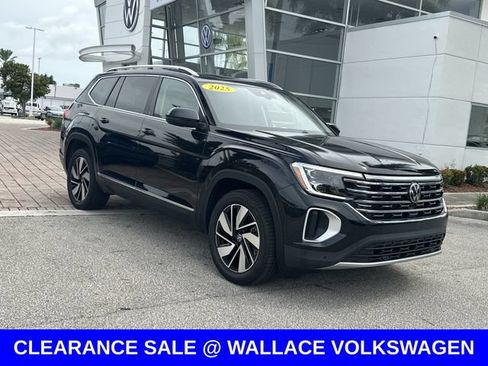 Certified 2025 Volkswagen Atlas SEL AWD/4WD image 4