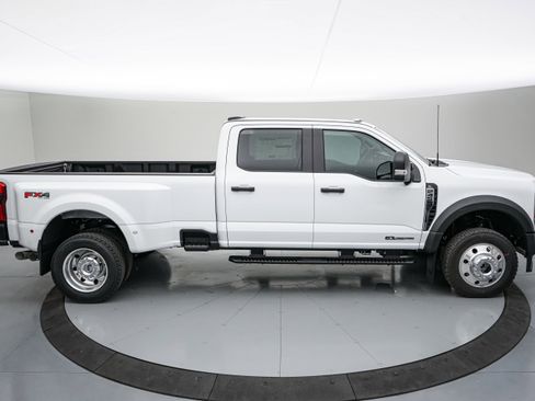 New 2026 Ford F450 XL w/ 360-Degree Camera Package image 3