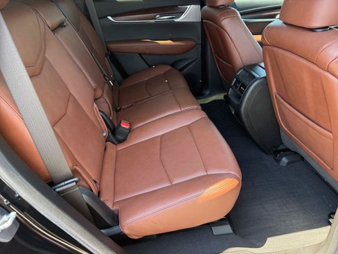 Certified 2023 Cadillac XT5 Sportv AWD/4WD image 15