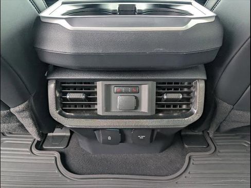 Used 2024 Ford F150 Platinum image 20