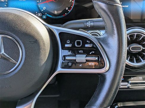 Used 2023 Mercedes-Benz GLB 250 GLB 250 image 30