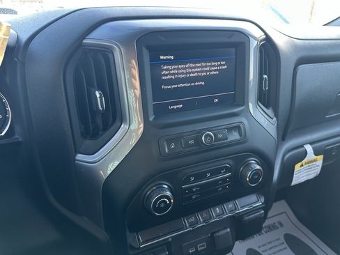 Used 2022 Chevrolet Silverado 2500 W/T w/ WT Convenience Package image 12