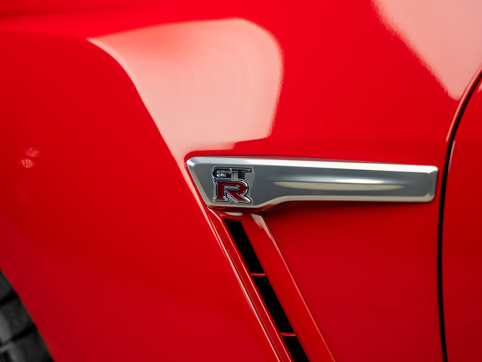 Used 2023 Nissan GT-R Premium AWD/4WD image 26