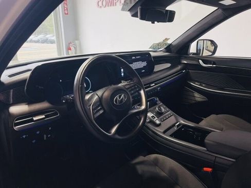 Used 2024 Hyundai Palisade Calligraphy image 8