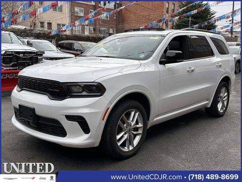 Used 2023 Dodge Durango GT image 8