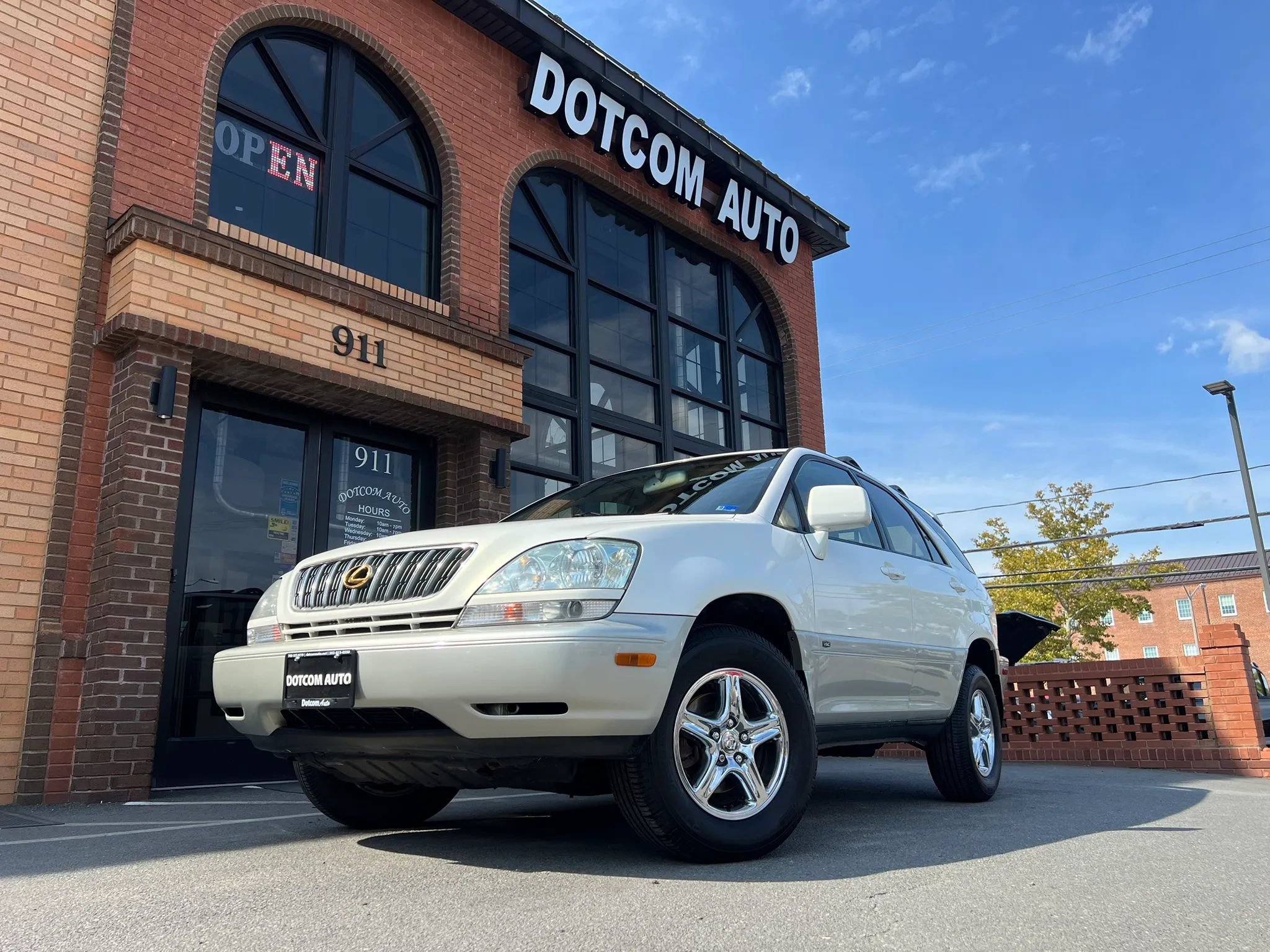 Used 2001 Lexus RX 300 4WD image 3