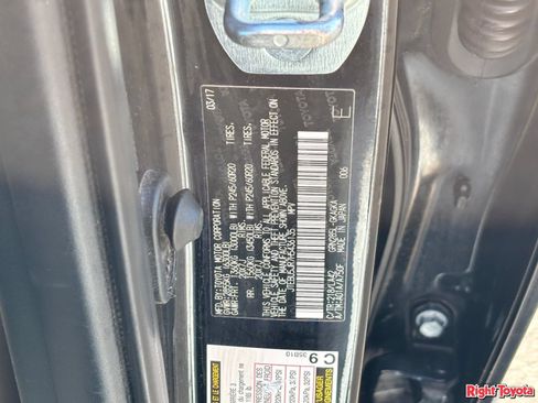 Certified 2017 Toyota 4Runner Limited AWD/4WD image 32