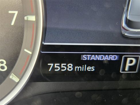 Used 2024 INFINITI QX50 Luxe w/ Cargo Package image 29