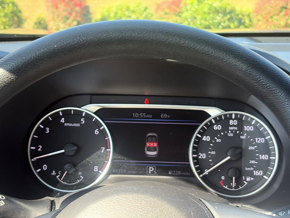 Certified 2025 Nissan Sentra SV FWD image 31