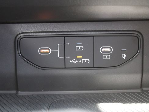 New 2026 Kia Sportage EX FWD image 38
