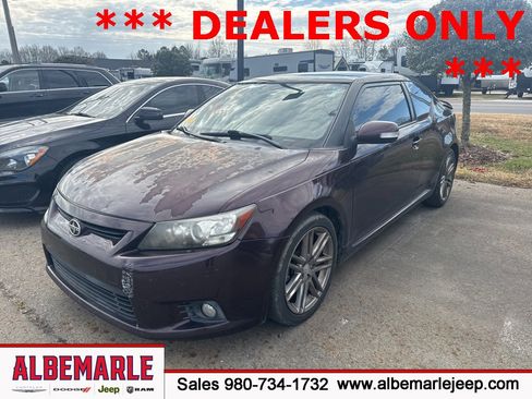 Used 2011 Scion tC image 1
