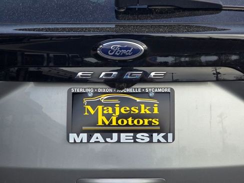 Used 2024 Ford Edge SEL image 13