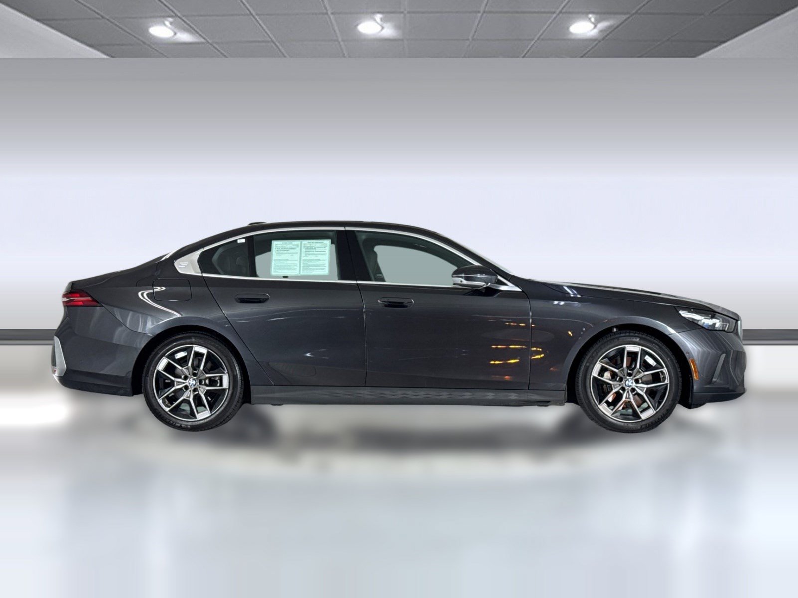 Used 2026 BMW 530i w/ Premium Package RWD image 8