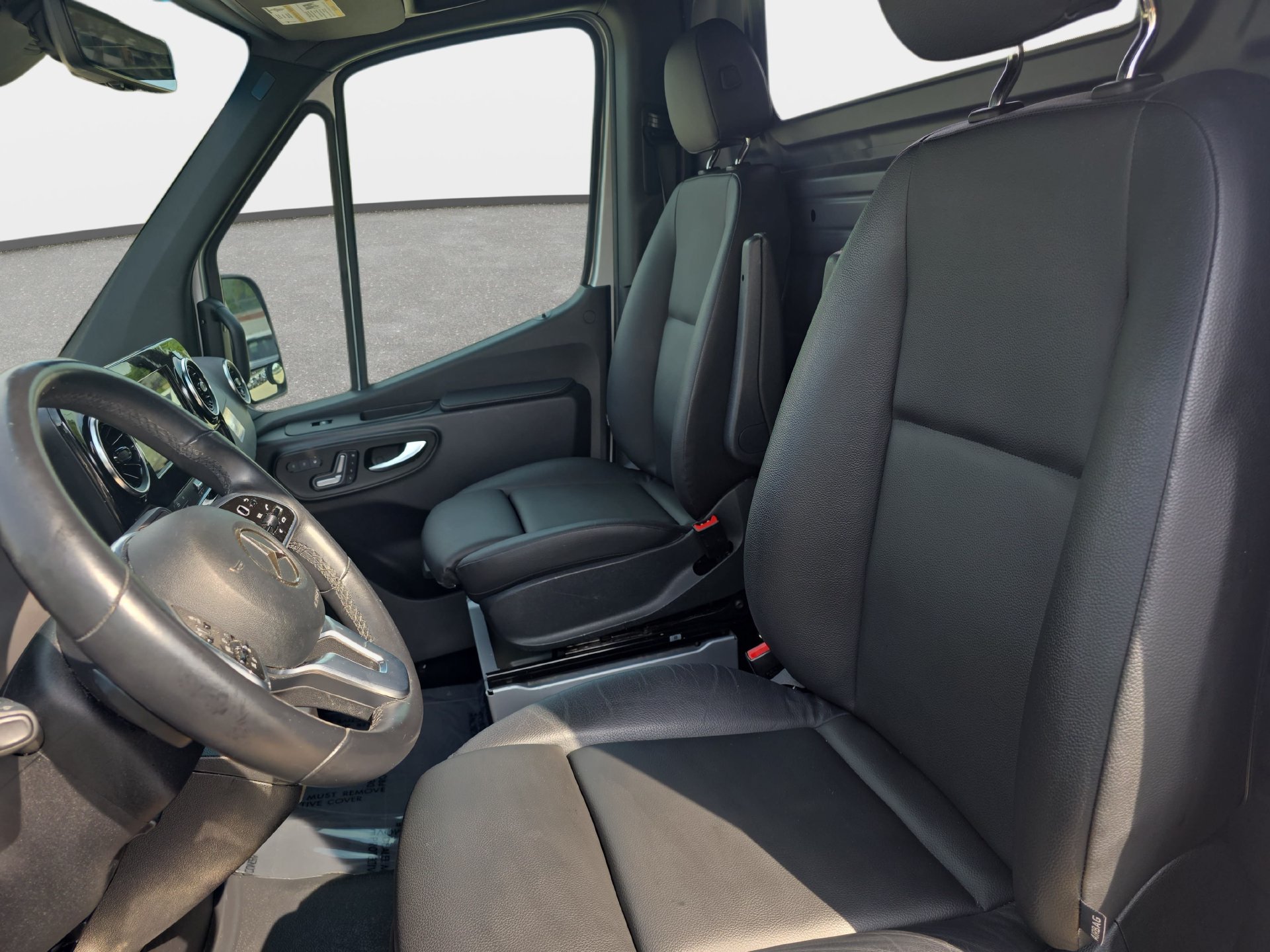 Used 2023 Mercedes-Benz Sprinter 3500 image 14