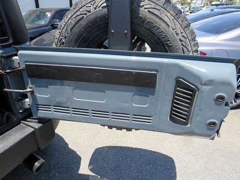 Used 2015 Jeep Wrangler Unlimited Sport w/ Connectivity Group image 15