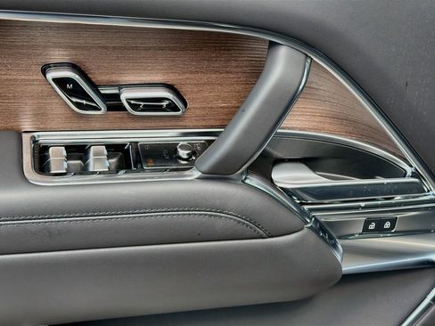 New 2026 Land Rover Range Rover SE AWD/4WD image 24