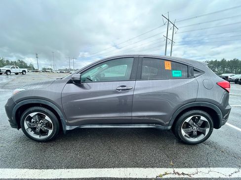 Used 2018 Honda HR-V EX image 4