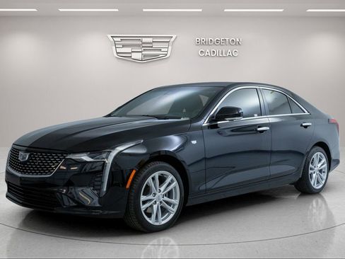 Used 2023 Cadillac CT4 Luxury w/ Sun And Sound Package AWD/4WD image 3
