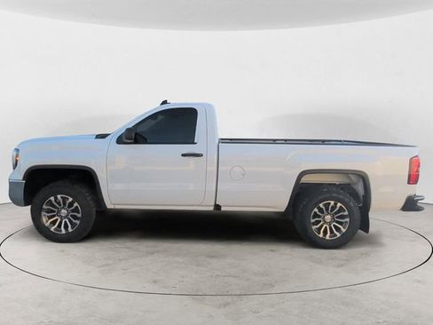 Used 2018 GMC Sierra 1500 2WD Regular Cab w/ Sierra Convenience Package image 2