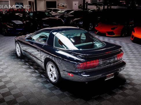 Used 1996 Pontiac Firebird Formula image 2
