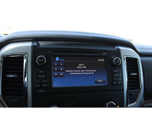 Used 2018 Nissan Titan SL w/ Chrome Package AWD/4WD image 26