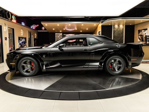Used 2021 Dodge Challenger SRT Super Stock RWD image 18