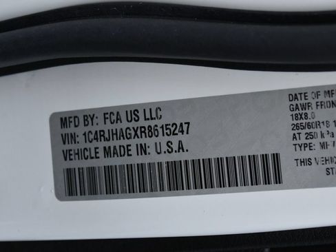 Certified 2024 Jeep Grand Cherokee Altitude AWD/4WD image 37