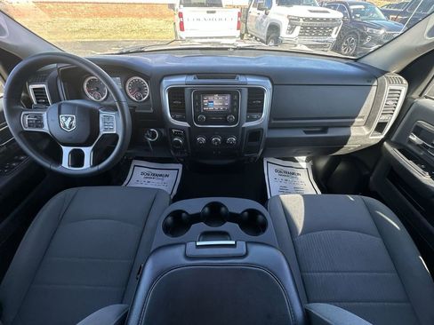 Used 2024 RAM 1500 Classic SLT image 20