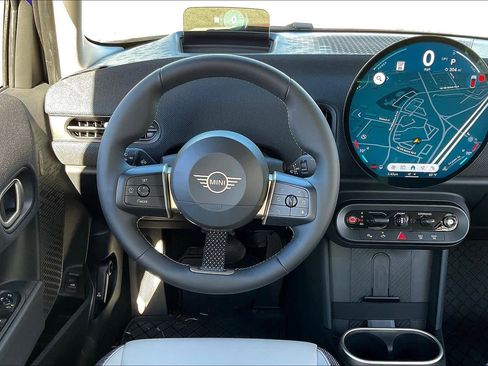 Used 2025 MINI Cooper S image 5