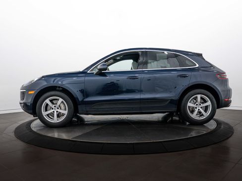 Certified 2017 Porsche Macan S AWD/4WD image 2