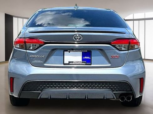 Used 2022 Toyota Corolla XSE FWD image 5