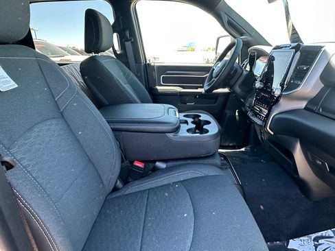 New 2026 RAM 3500 Big Horn AWD/4WD image 13
