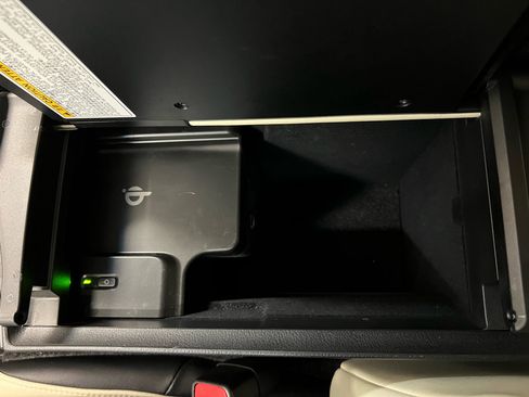 Used 2022 Lexus ES 350 Ultra Luxury image 27